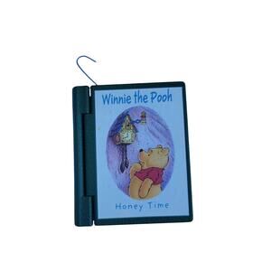 Vintage Winnie the Pooh Book Ornament “Honey Time” Clock Scene Hallmark Style
